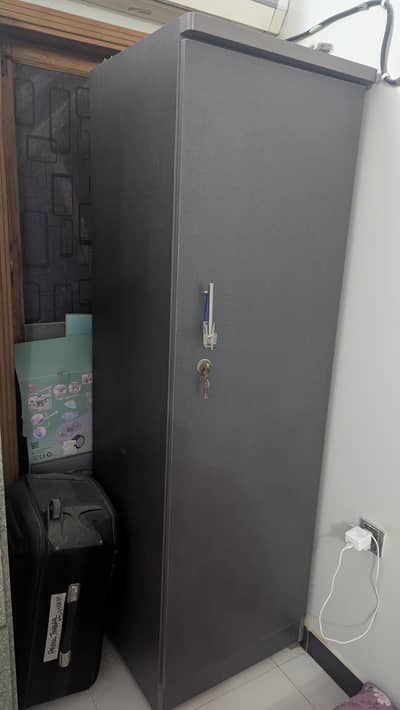 Cupboard / Almaari for Sell