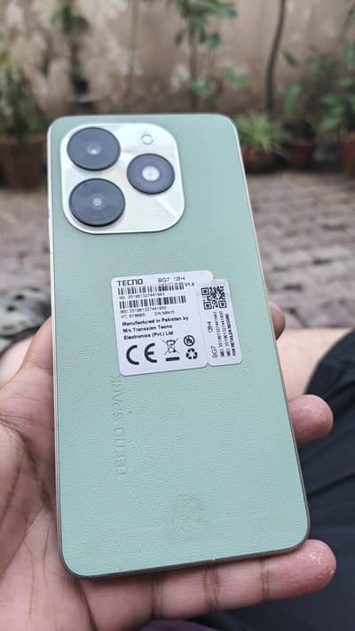 Tecno spark 20c 8/128