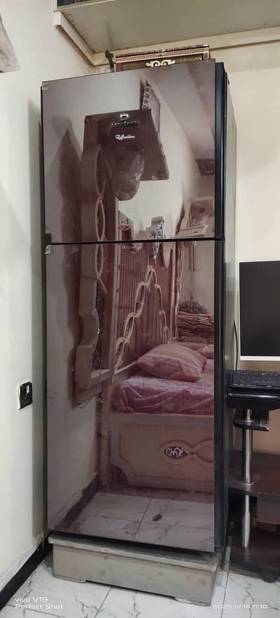 dawlance refrigerator for sell (medium size)