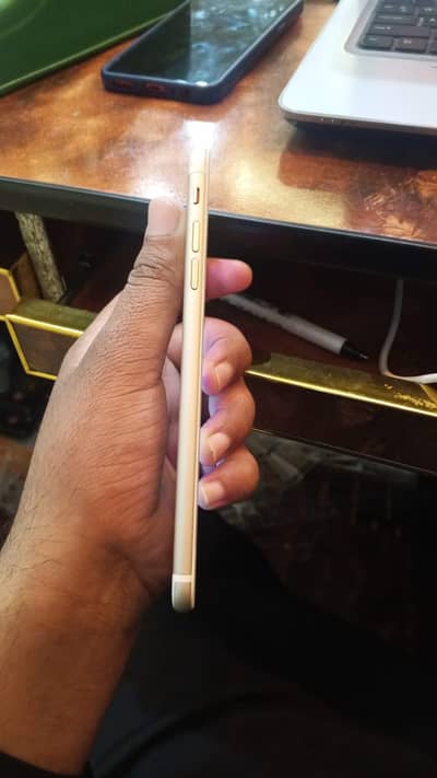 10by10 PTA approved 128 GB box and charger