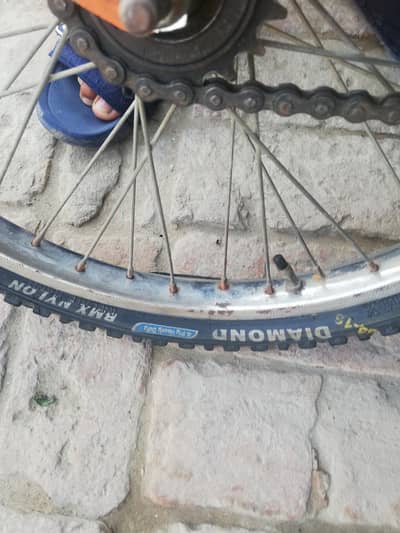 Ya pory olx ka sab sa sa still cycle hony Wali ha only and only 10 k.