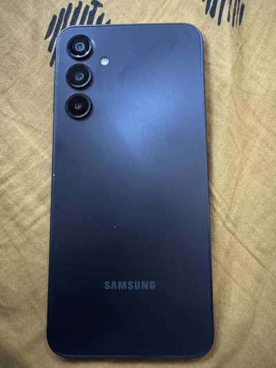 Samsung A16 256gb  10/10 condition active from March 2025