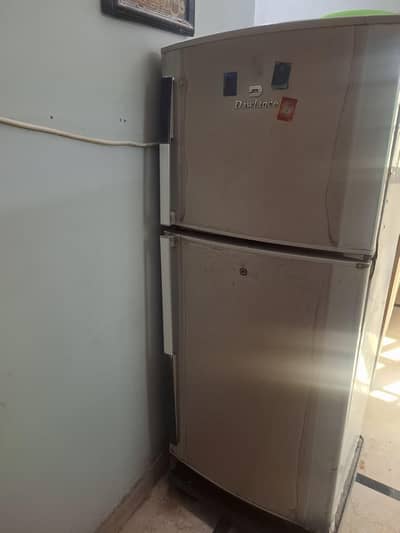 Fridge for sale incheap price, Karachi