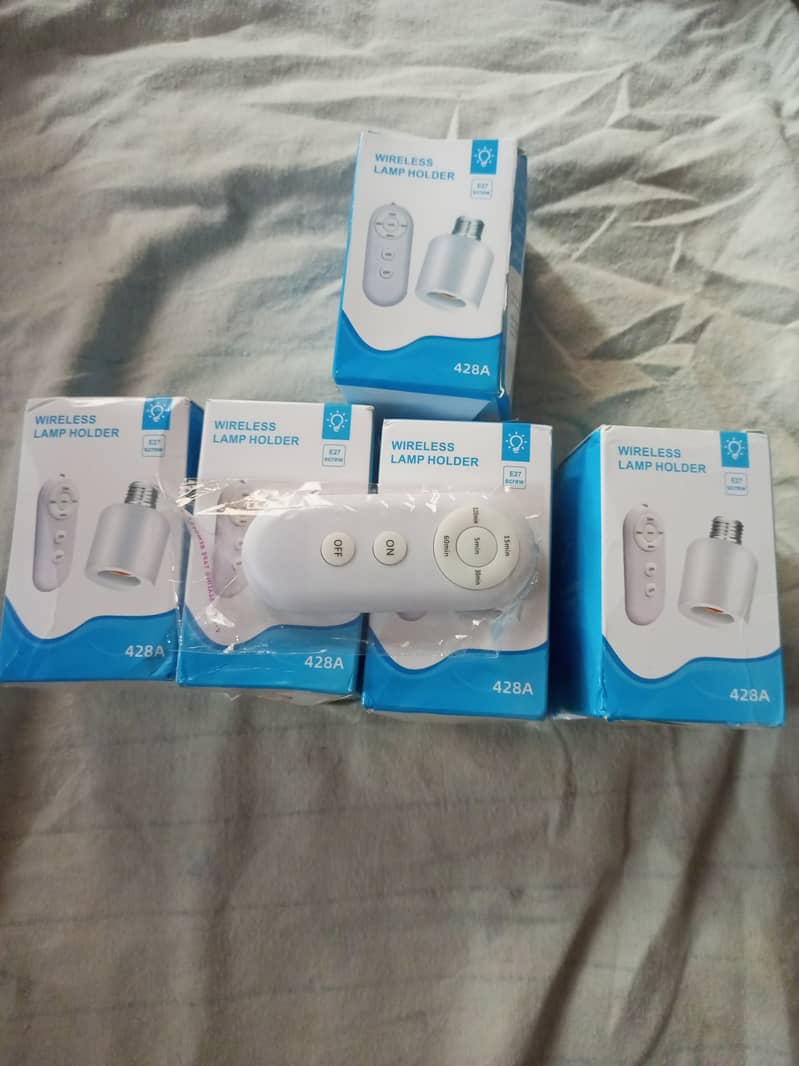 60W E27 Wireless Remote Control Smart Timer Switch Lamp Holder 1