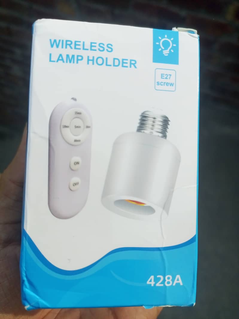 60W E27 Wireless Remote Control Smart Timer Switch Lamp Holder 12