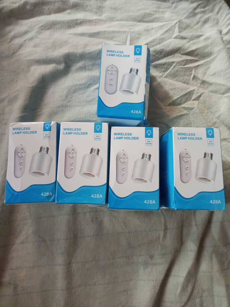 60W E27 Wireless Remote Control Smart Timer Switch Lamp Holder 13