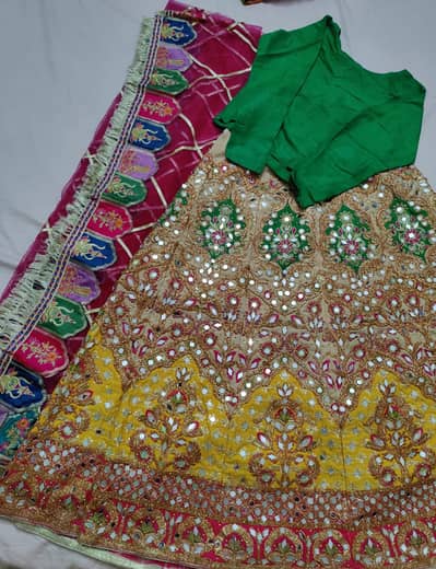 Heavy Mirror Work Lehenga Choli with Dupatta – Wedding / Mehndi Dress
