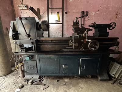 Lathe Machine 6 ft
