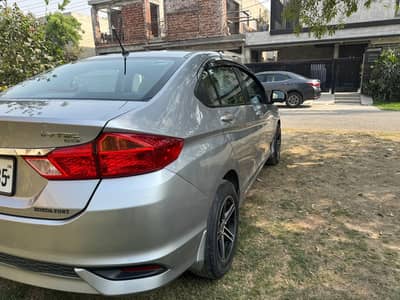 Honda City 1.2 CVT Cleanest in Town