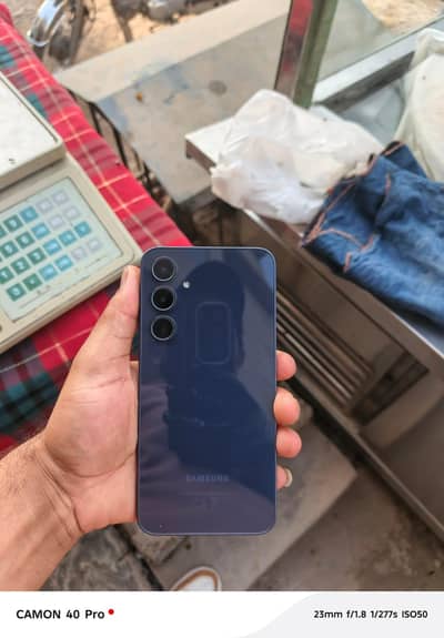 sumsung a35 (5g) 10 month warnti kia sat exchang posible