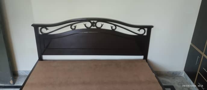 wooden Bed good condition