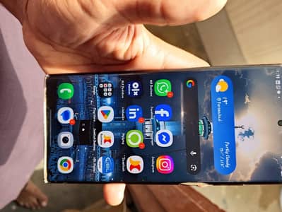 Samsung S22 ultra exhange possible pta approved 10/10 condition