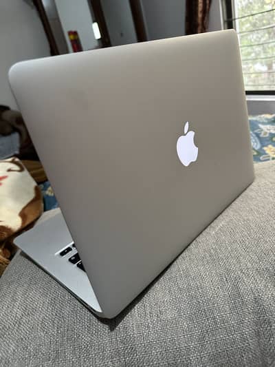 Macbook Air (2015 , 13 Inch , 256 Gb)