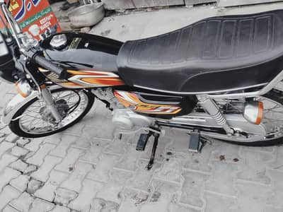 Honda 125 2022 model just like new
