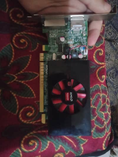 Amd Radeon R7  350 4gb gaming plus working graphic card negotiable rd