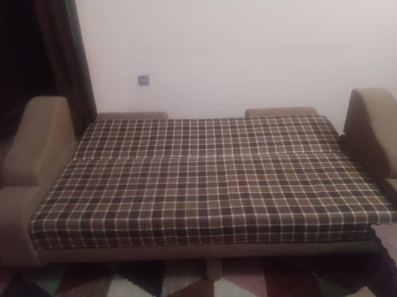 2 sofa bed  pair 0