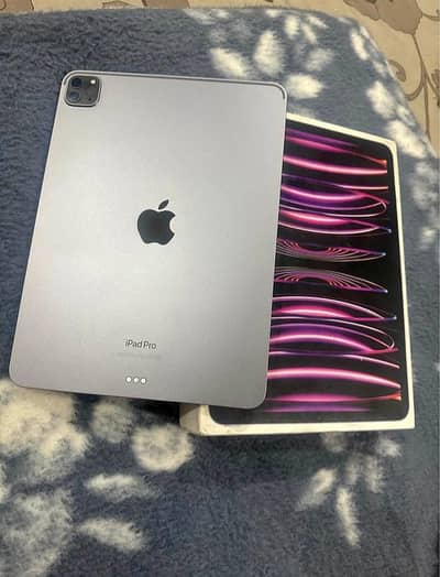 Apple iPad Pro M2 Complete Box