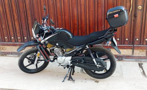 new Yamaha YBR - G, only 1500 km driven