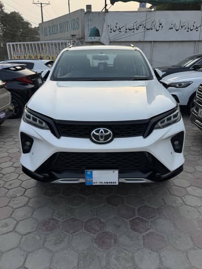 toyota fortuner legender model 2022