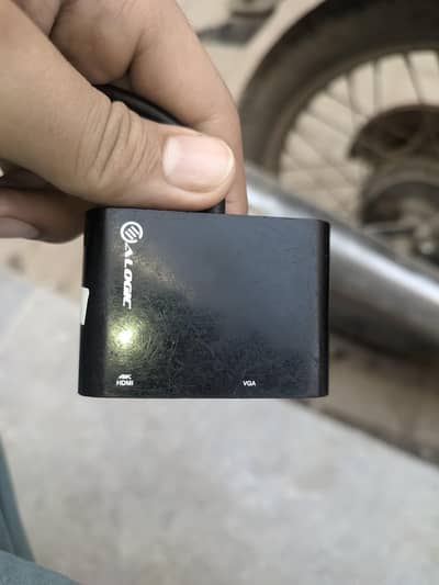 Alogic Type c to 4k Hdmi + vga