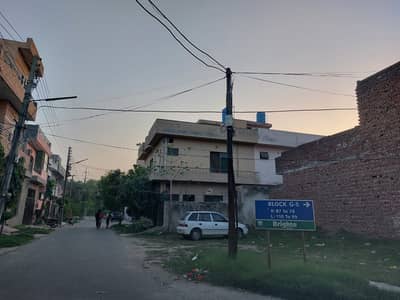 5 Marla Corner 2 Side Open Near Park Market And Mosque Plot For Sale