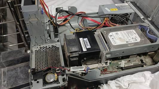 heard nahi hai bakki mokambal hai