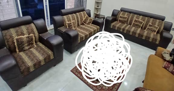 6 Seat sofa set for sale