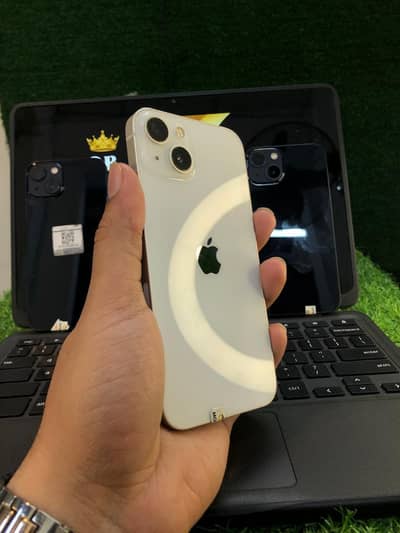 Iphone 13 / 128gb /official pta Approved/White coloiy