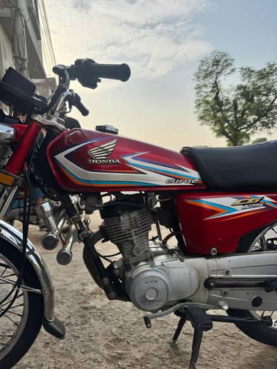 Honda CG 125 – Good Condition | No Challan | Second Owner | 100K