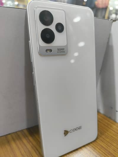 Dcode Bold 3 Pro. 16/128 GB, Original Box and Charger