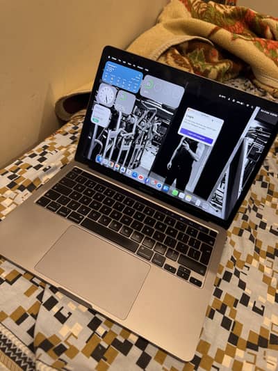 Apple MacBook 2020 Pro 16/512
