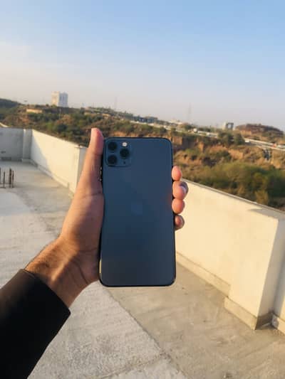 iPhone 11 Pro Max 10 /10