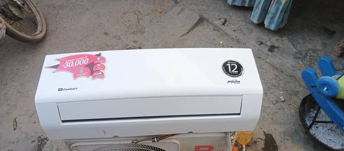 1/5 Inverter AC Dawlance all okay call number 03280229570