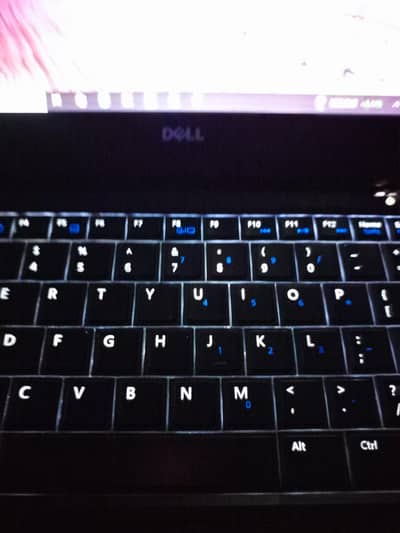 Dell Latitude e7240 Core i7 4th generation laptop 8gb RAM 128gb SSD