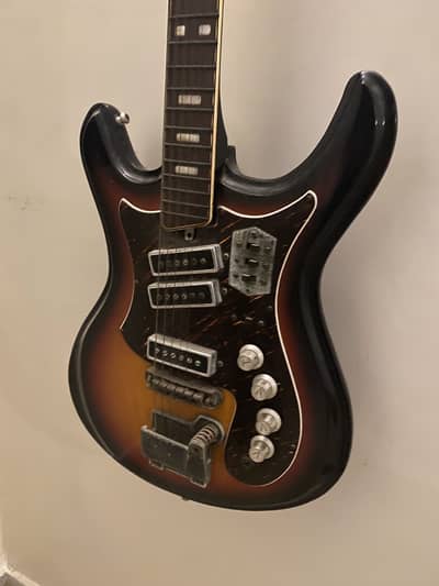 Silvertone 1478 Hornet