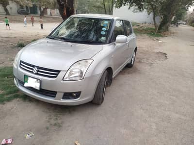 Suzuki Swift Dlx 2012