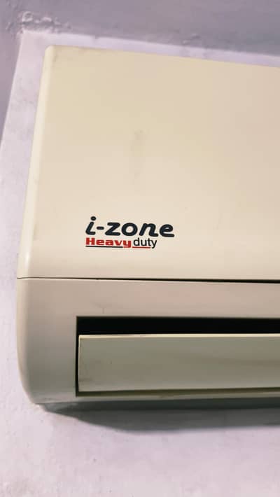 i-zone 1.5 Ton Heavy Duty AC