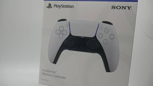 PS5 Controller White Box Pack