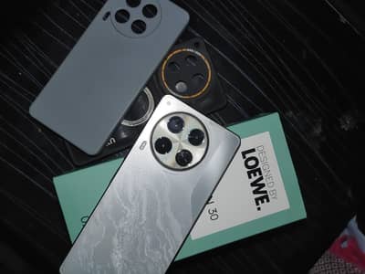 Camon 30 8 256 box pta