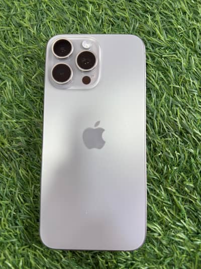 IPHONE 15 PRO MAX 512 BYPASS