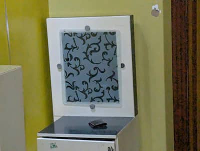 bed whit dressing 2 side draws