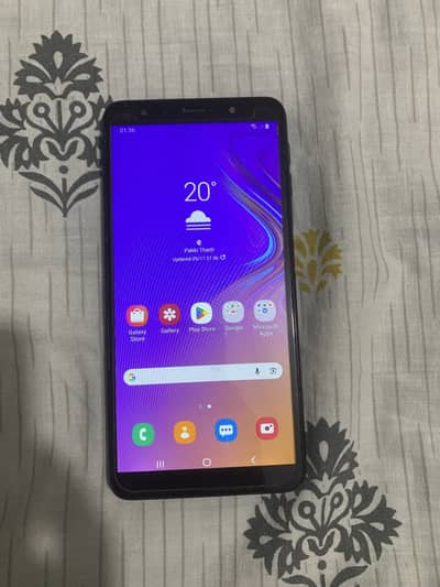 Samsung Galaxy A7  4/128