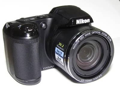 Nikon Coolpix L340 digital camera 20Mp. 28 x zoom like New
