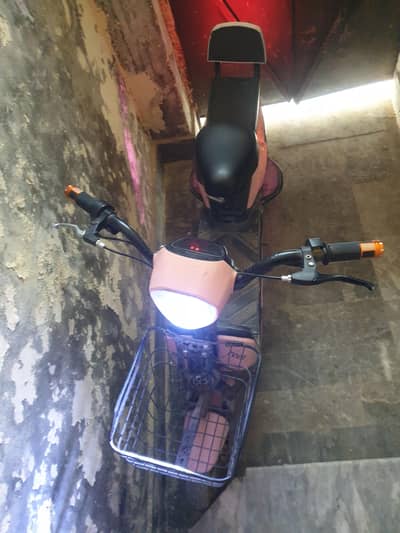 scootey new bettry full ok