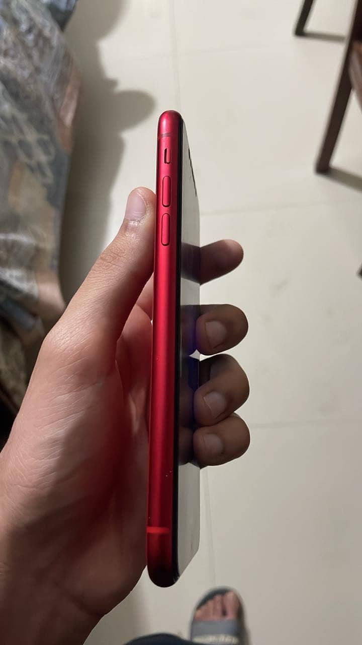 iPhone 11 5
