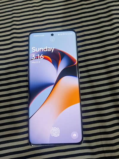 one plus 11 r 5G 16gb ram 256 gb memory