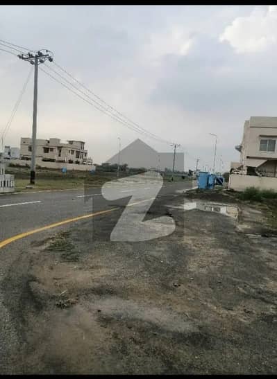 5 Marla Plot For Sale In Paragon City Lahore