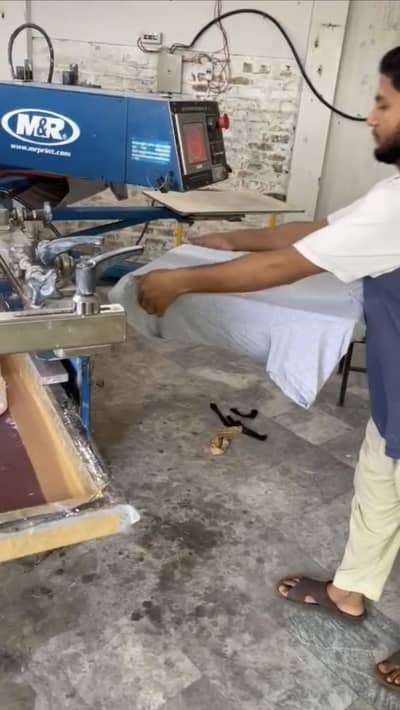 Printing Machine With heating conveyor include