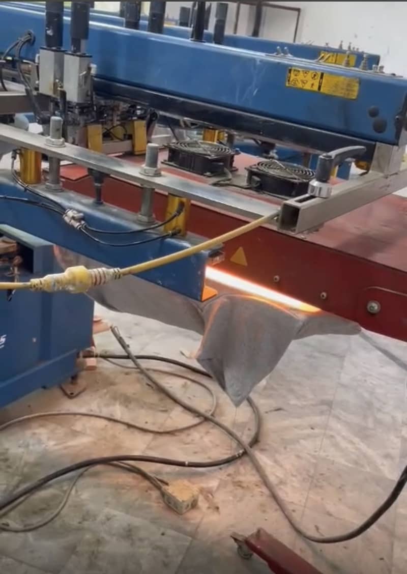 Printing Machine With heating conveyor include 1