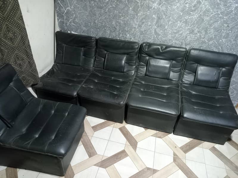 5 seter sofa 0